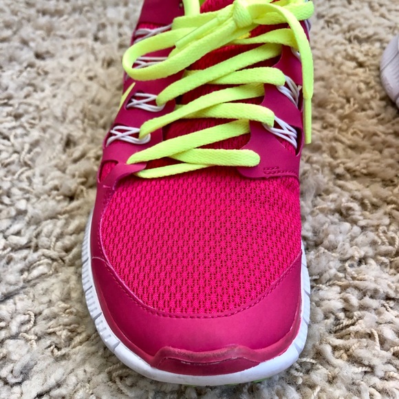 Nike Free Run 5.0 - Neon Pink/Yellow-Green - Picture 5 of 6
